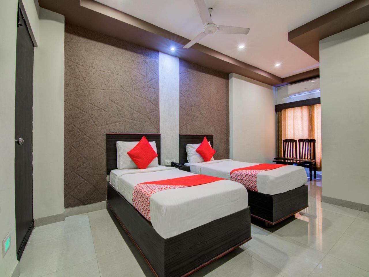 Oyo 16961 Sea Rock Hotell Visakhapatnam Exteriör bild