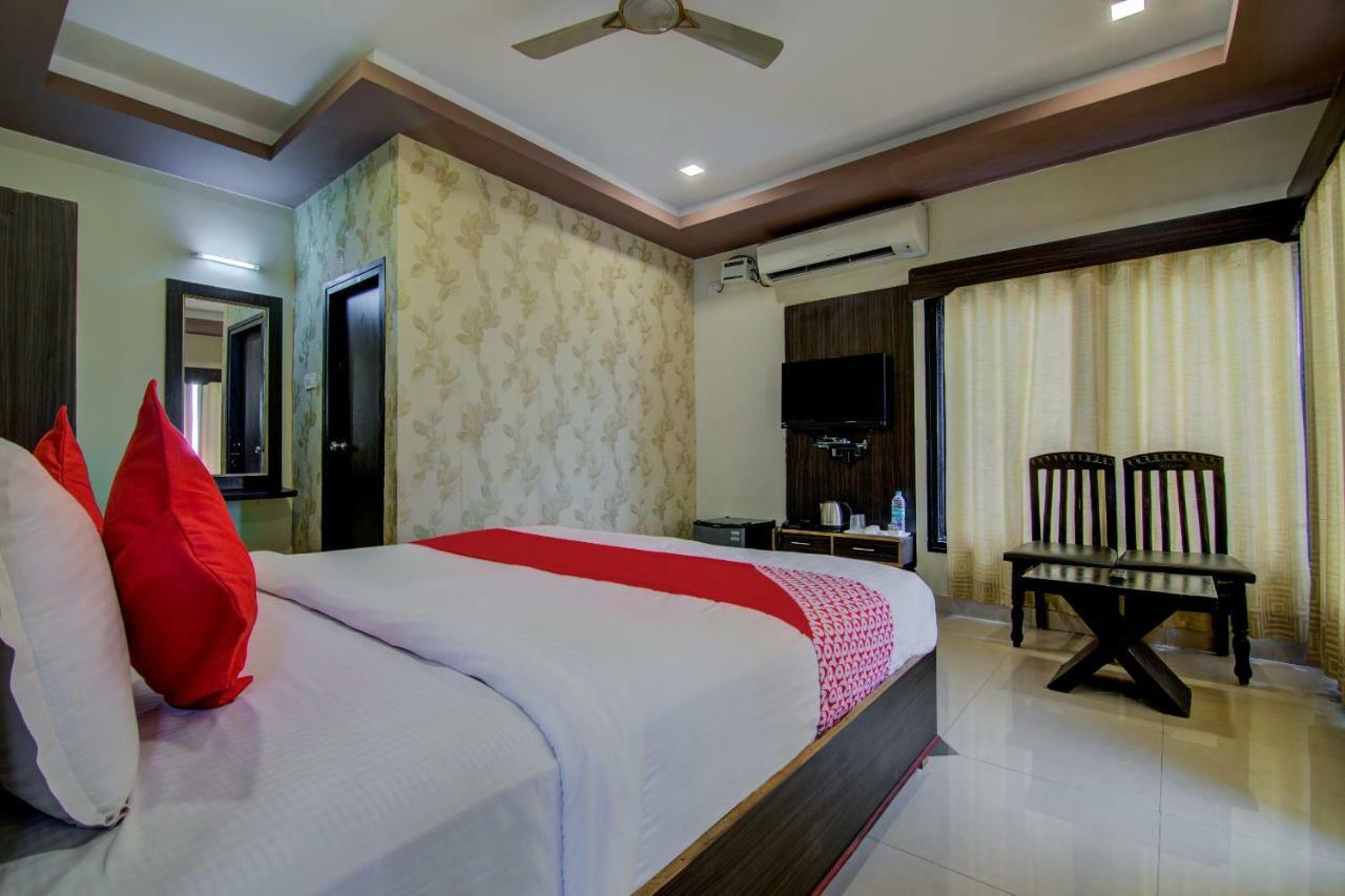 Oyo 16961 Sea Rock Hotell Visakhapatnam Exteriör bild